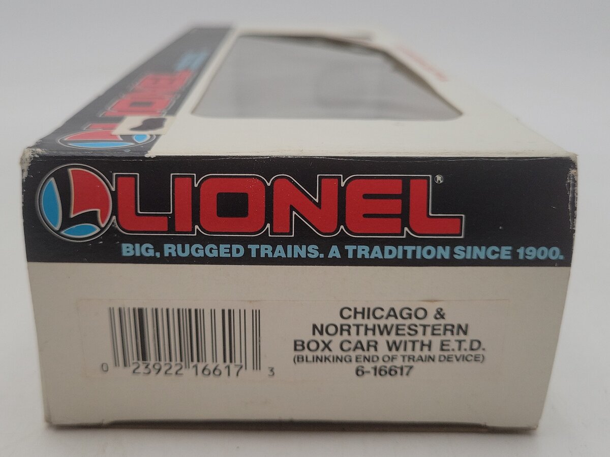 Lionel 6-16617 O Gauge Chicago & Northwestern Boxcar with ETD VG/Box
