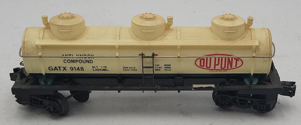 Lionel 6-9148 O Gauge DuPont Triple Dome Tank Car #9148 EX