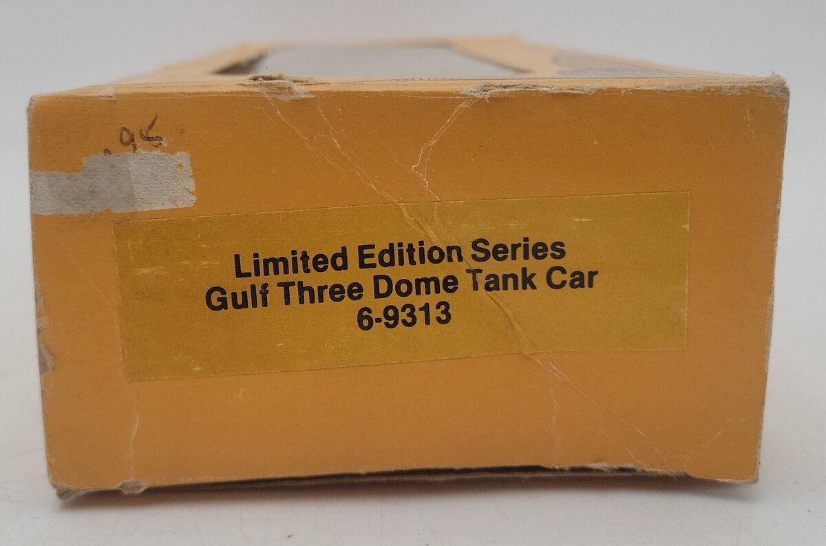 Lionel 6-9313 O Gauge Gulf Black Three-Dome Tank Car VG/Box