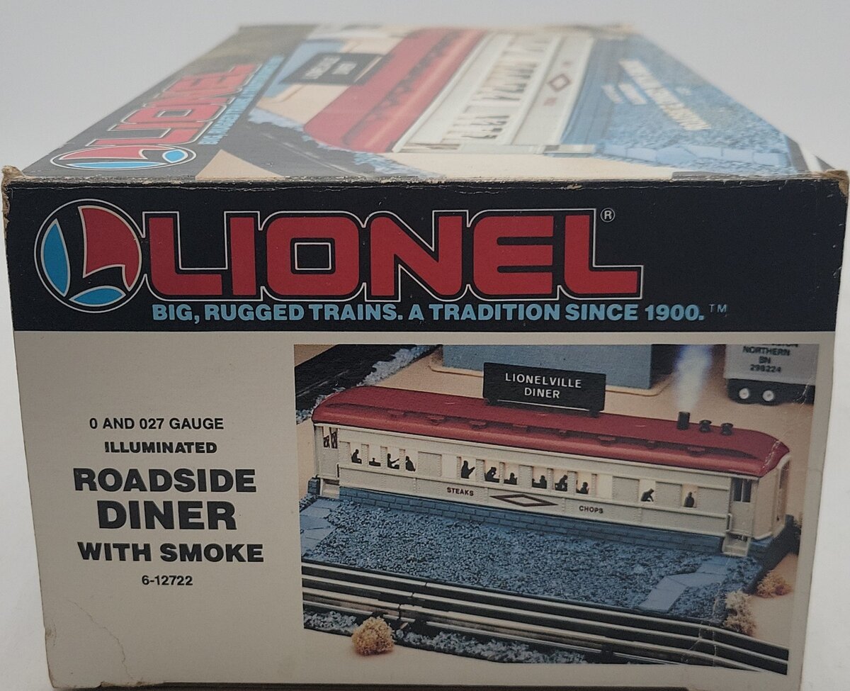 Lionel 6-12722 O Gauge Illuminated Roadside Diner w/Smoke Stack EX/Box