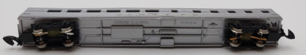 Marklin Z Scale Santa Fe Passenger Diner Car w/Lights-Custom