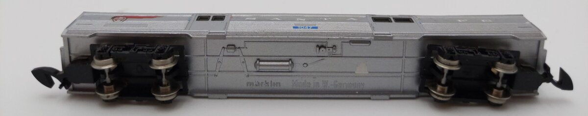 Marklin Z Scale Santa Fe Passenger Baggage Car #1047