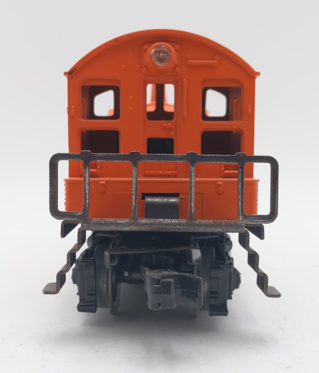 Lionel 6-8111 O Gauge DT&I NW-2 Switcher Diesel Locomotive VG