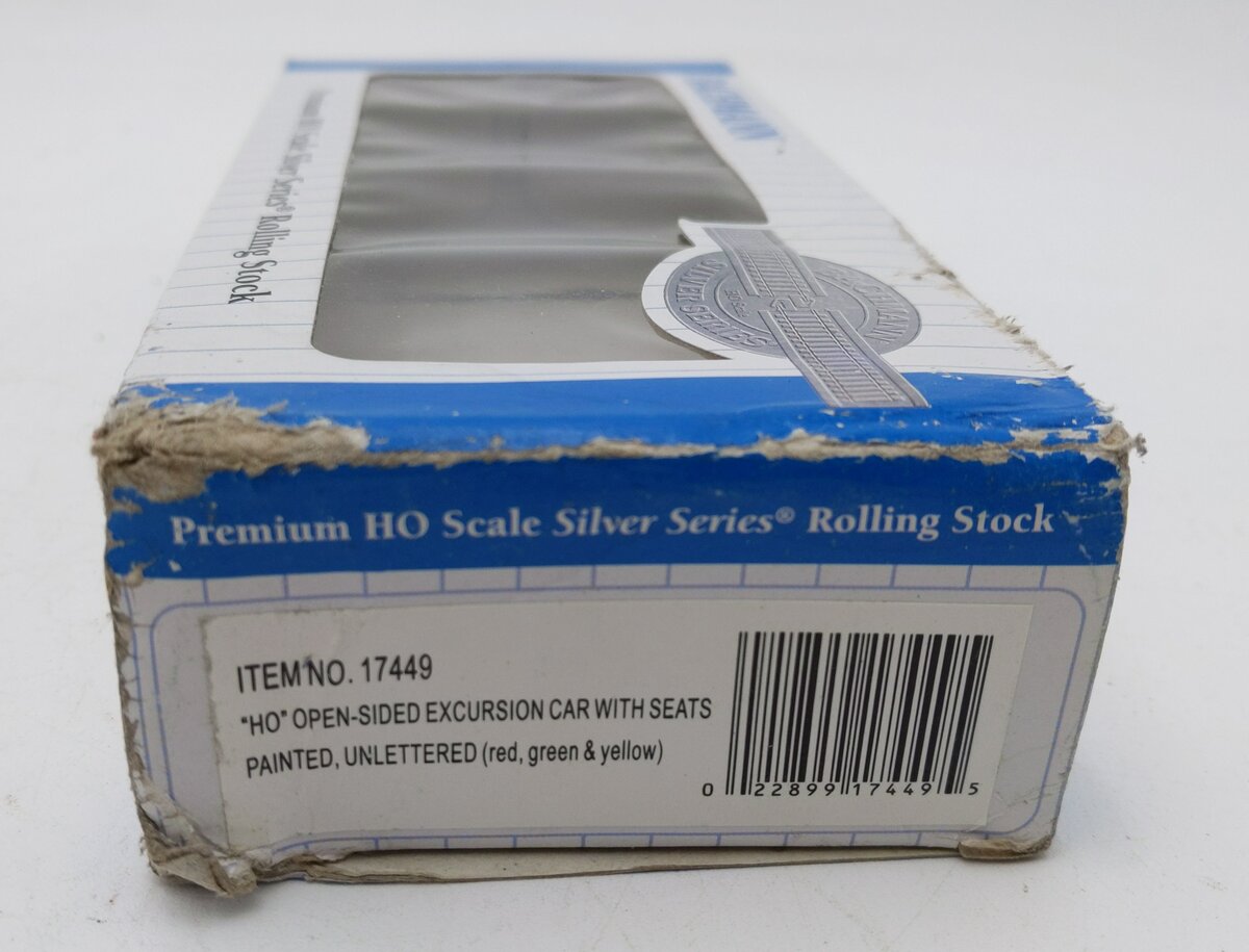 Bachmann 17449 HO Scale Unlettered Open-Sided Excursion Car w/ Seats NIB