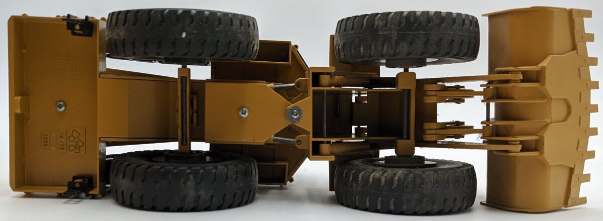 NZG 478 1:50 Cat 994D Wheel Loader/Box