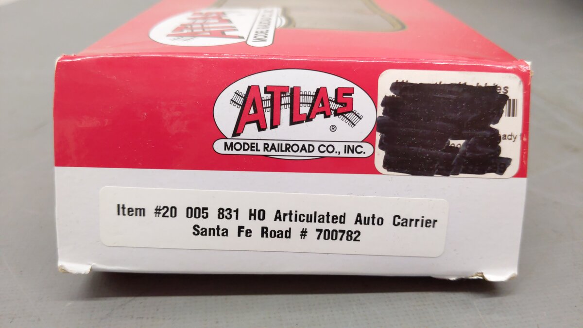 Atlas 20005831 HO Scale Santa Fe Articulated Auto Carrier #880062 VG/Box
