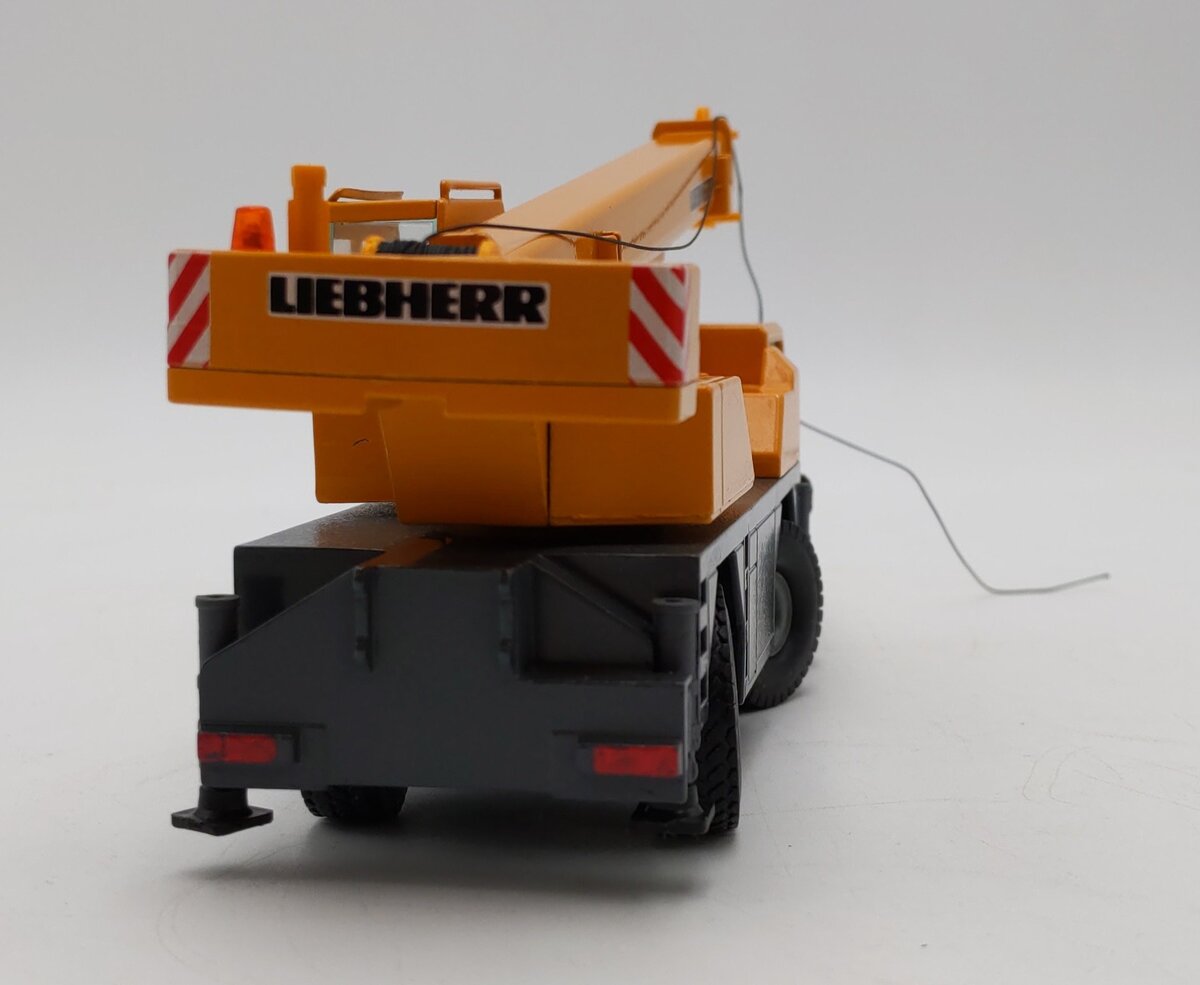 Conrad 2088 1:50 Scale Liebherr LTM 1030/2 Mobile Crane VG/Box