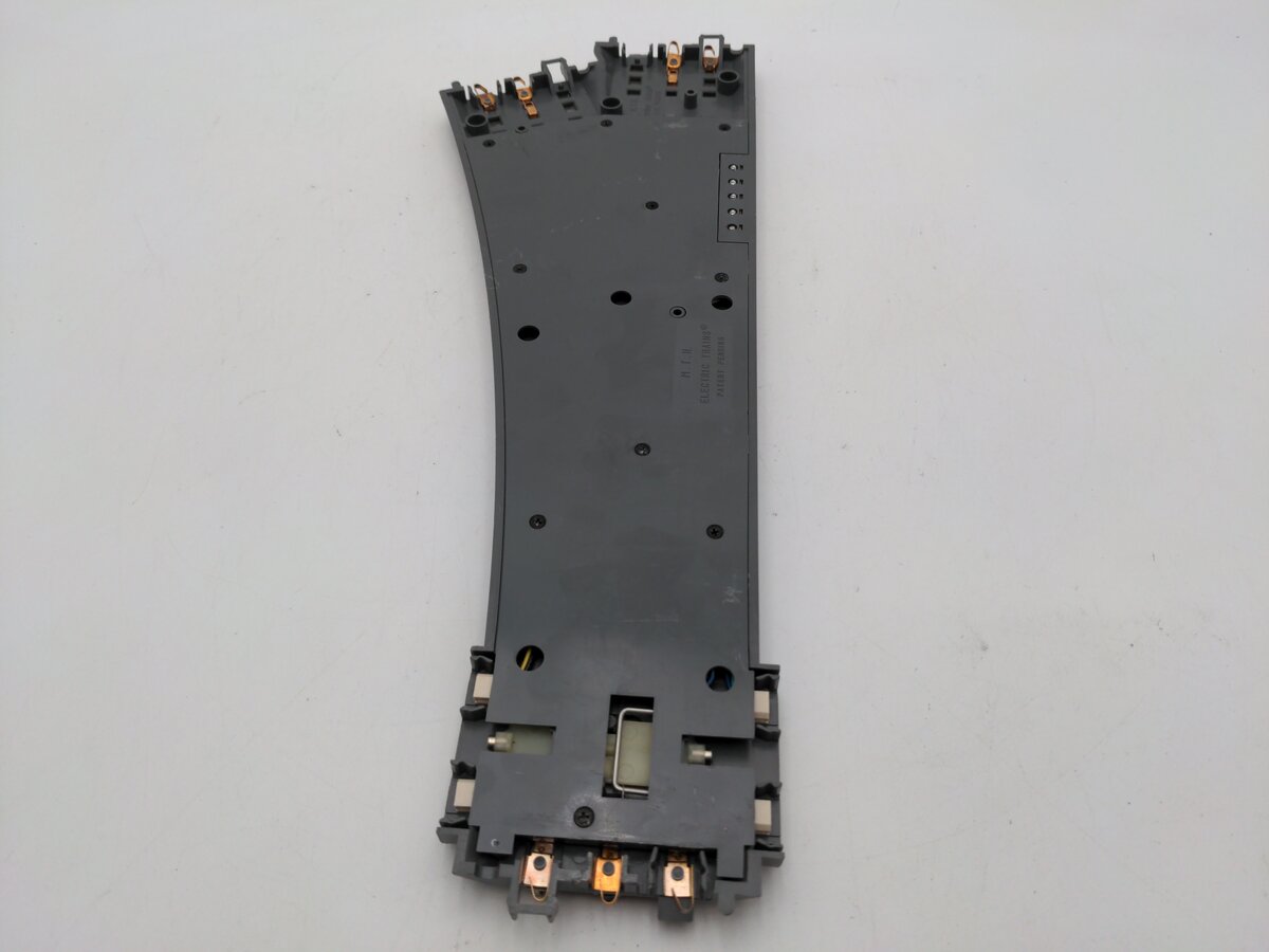 MTH 40-1020 O72 Nickel Silver RealTrax Right Hand Remote Switch Turnout EX