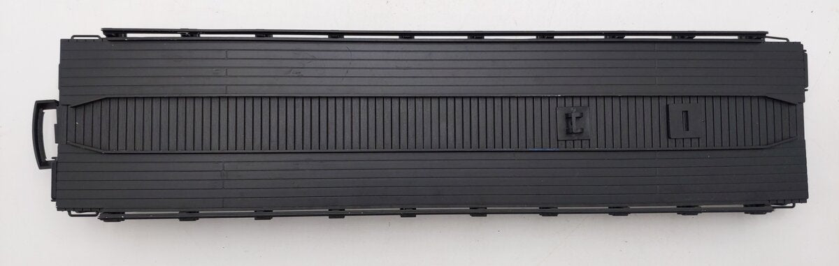 USA Trains R1762 G Scale White Pass Piggyback Flat Car #85213 VG
