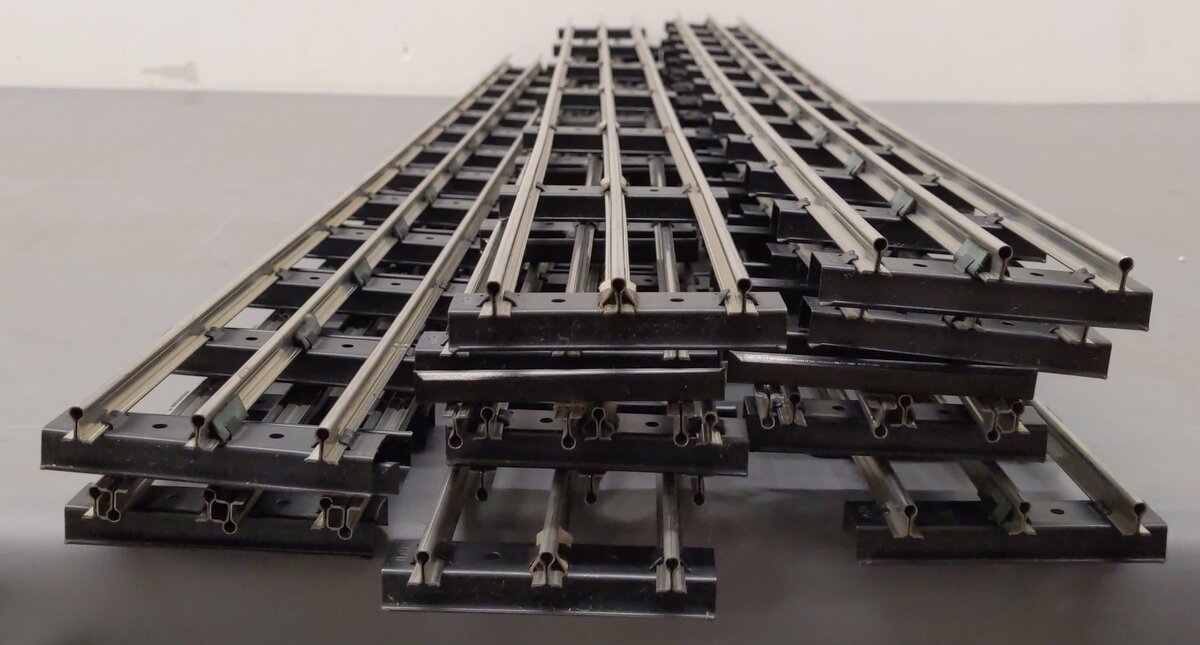 MTH 11-99098 Standard Gauge Tinplate 36" Long Straight (14) EX