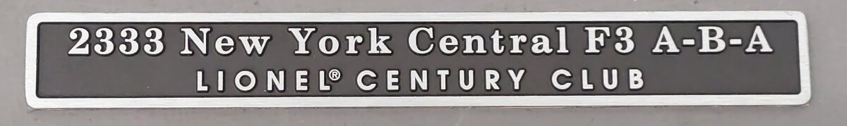 Lionel 47'' New York Central Display Case With Wooden Base LN