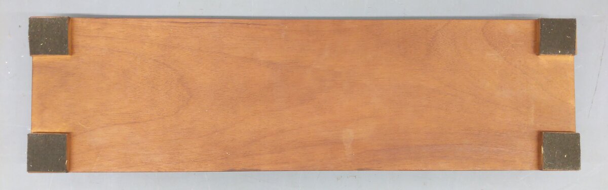 Generic O Gauge 22" Display Case with Wooden Base (3-Rail) EX