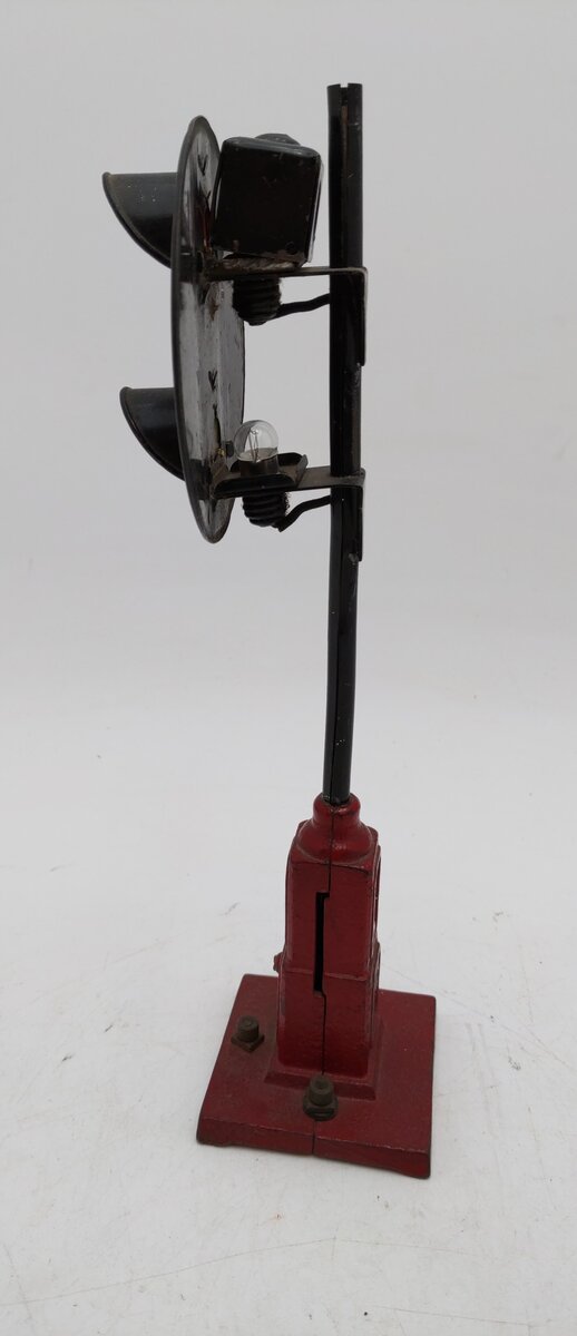 Ives 331 Vintage O Prewar Transitional Target Signal -Repainted