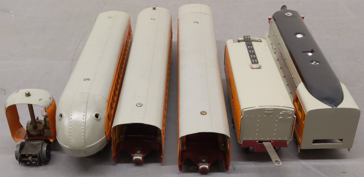 Lionel 250E Vintage O Prewar Hiawatha Passenger Set - Restored