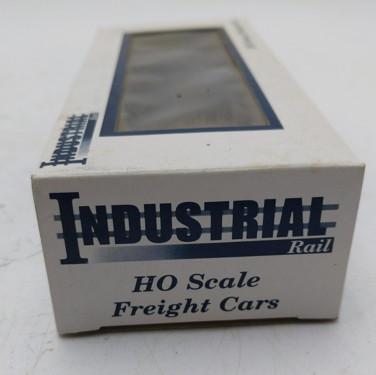 Industrial Rail O Gauge C&O 4-Bay Covered Hopper #26621 LN/Box