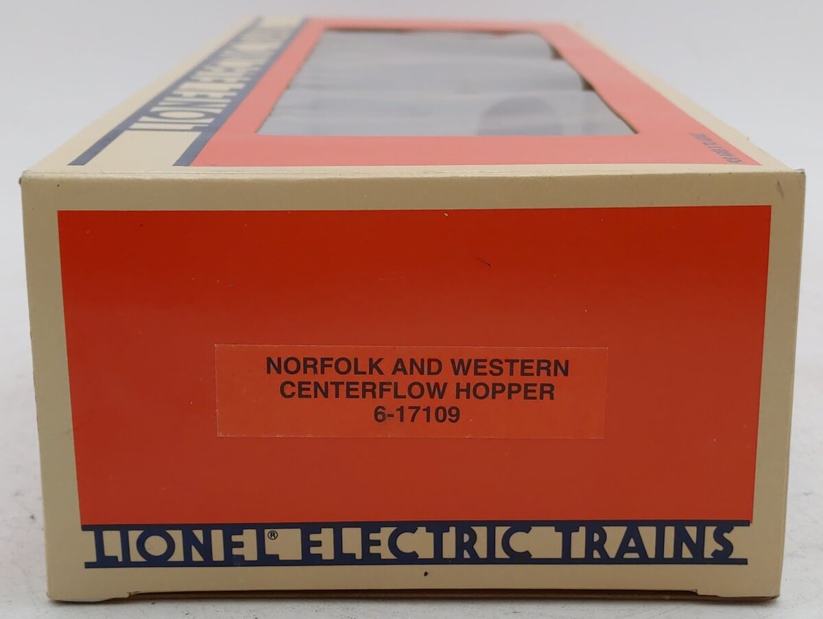 Lionel 6-17109 O Gauge Norfolk & Western Centerflow 3-Bay Hopper #17109 EX/Box