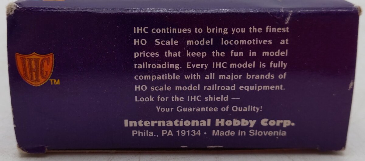 IHC M9673 HO Scale Great Northern Powered GG-1 Electric Locomotive #5018 EX/Box