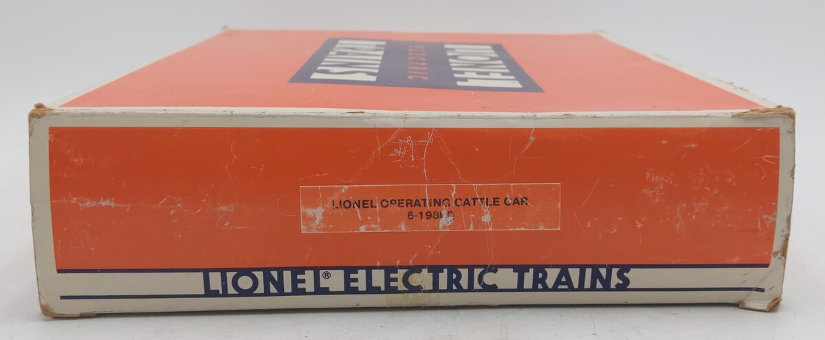 Lionel 6-19828 O Gauge C&NW Operating Cattle Car and Stockyard EX/Box