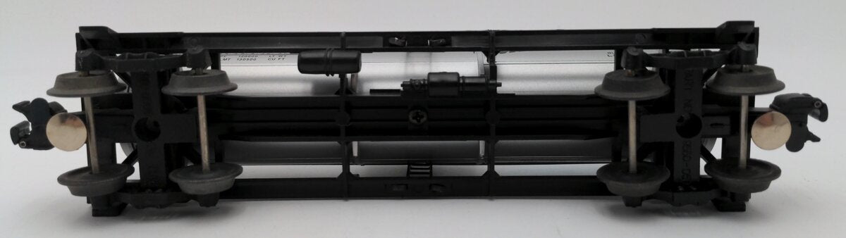 Lionel 6-19601 O Gauge North American Single Dome Tank Car #19601 EX