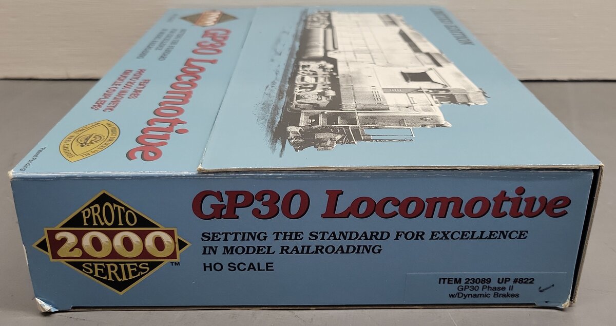 Proto 2000 23089 HO UP GP30 Phase II Diesel Locomotive #822 w/ Dynamic Brakes VG/Box