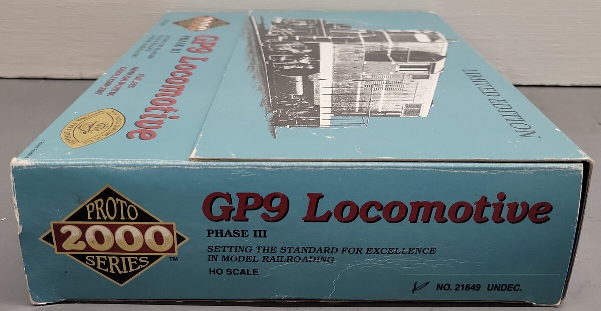 Proto 2000 21649 HO Scale Undecorated EMD GP9 Phase III Diesel Locomotive VG/Box