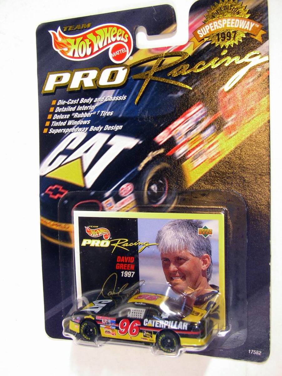 Hot Wheels 17582 1st Ed Superspeedway Pro Racing David Green Caterpillar 1997 MT/Box