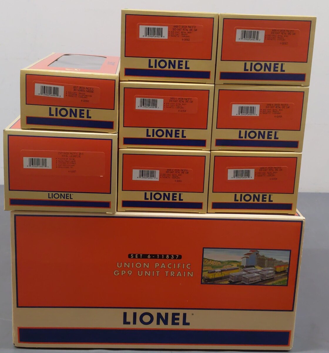 Lionel 6-11837 O Gauge Union Pacific GP9 Diesel Train Set EX/Box