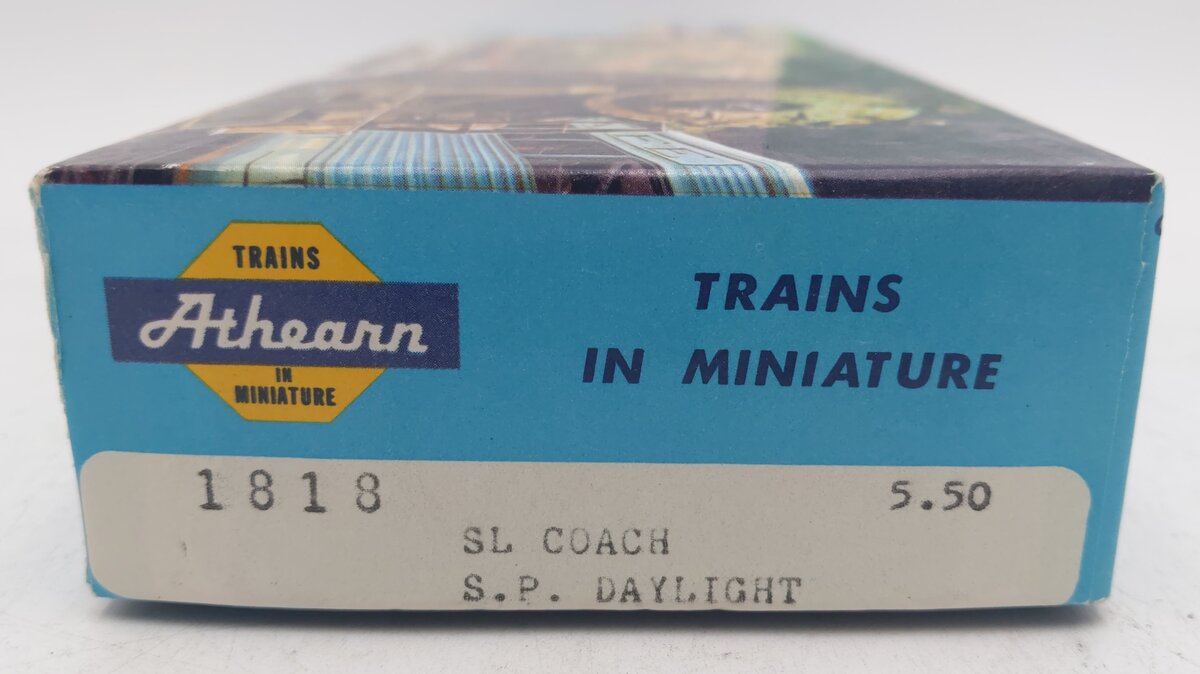 Athearn 1818 HO Scale Southern Pacific Daylight Streamlined Passenger Car #6776 VG/Box