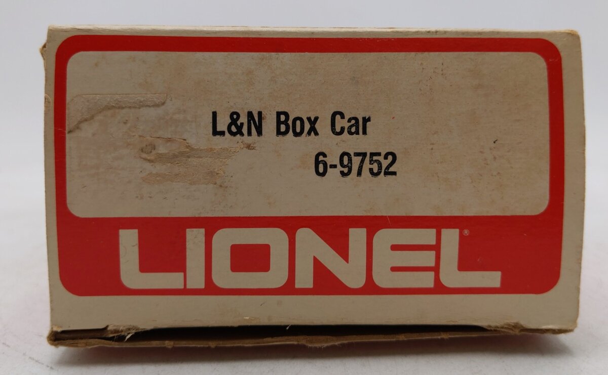 Lionel 6-9752 O Gauge Louisville and Nashville Boxcar EX/Box