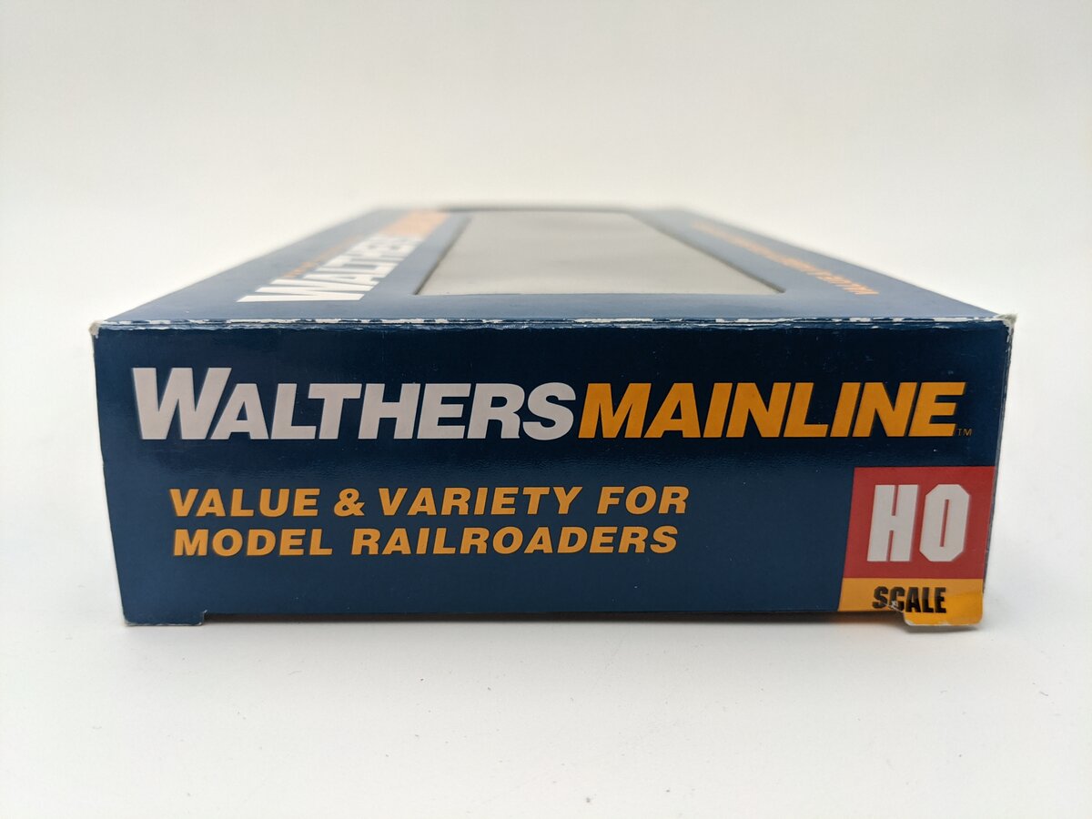 Walthers 910-1013 HO Socony Mobil Oil 36' Tank Car EX/Box