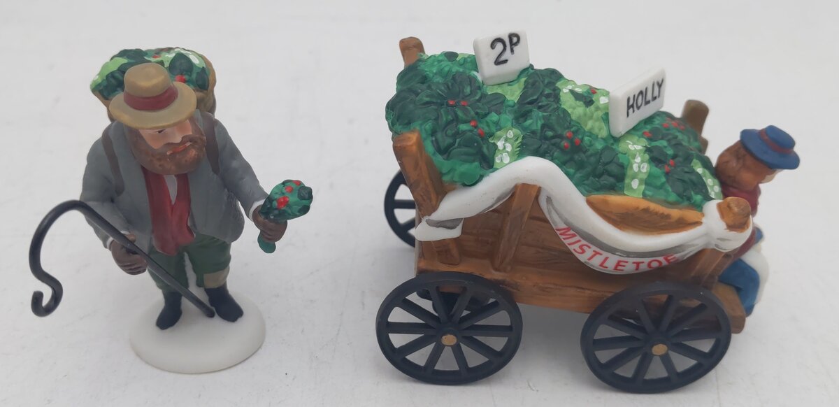 Dept 56 5826-2 "Chelsea Market Mistletoe Monger & Cart" Set of 2 LN/Box