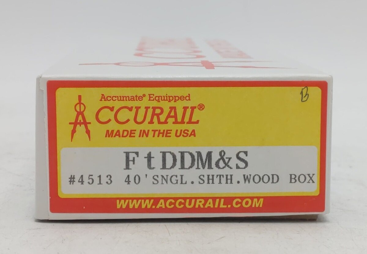 Accurail 4513 HO Fort Dodge Des Moines & Southern 40' Single Sheath Wood Boxcar LN/Box