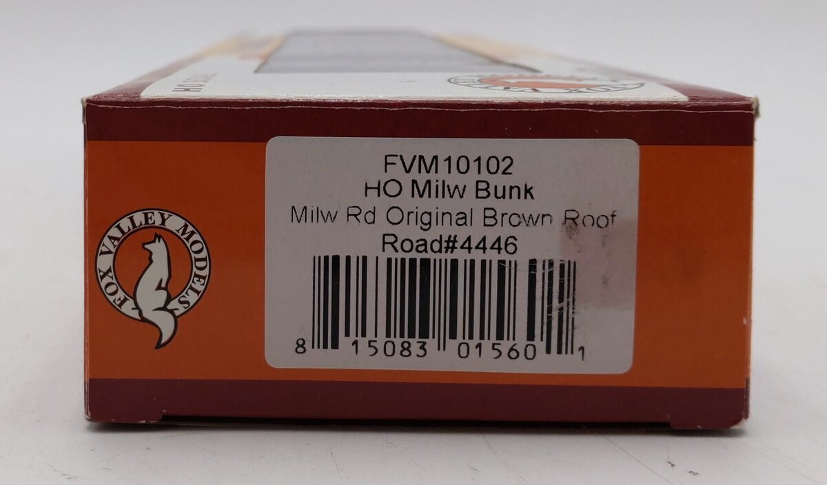 Fox Valley Models 10102 HO Milwaukee Road 1935-Built Bunk Coach - Ready to Run LN/Box