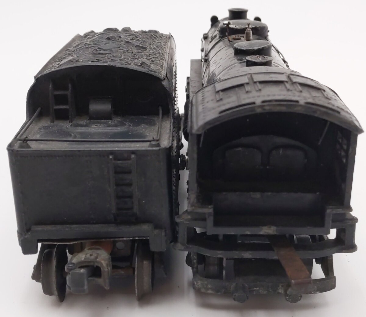 Lionel 224 Vintage O 2-6-2 Die-Cast Steam Locomotive with 2466W Tender