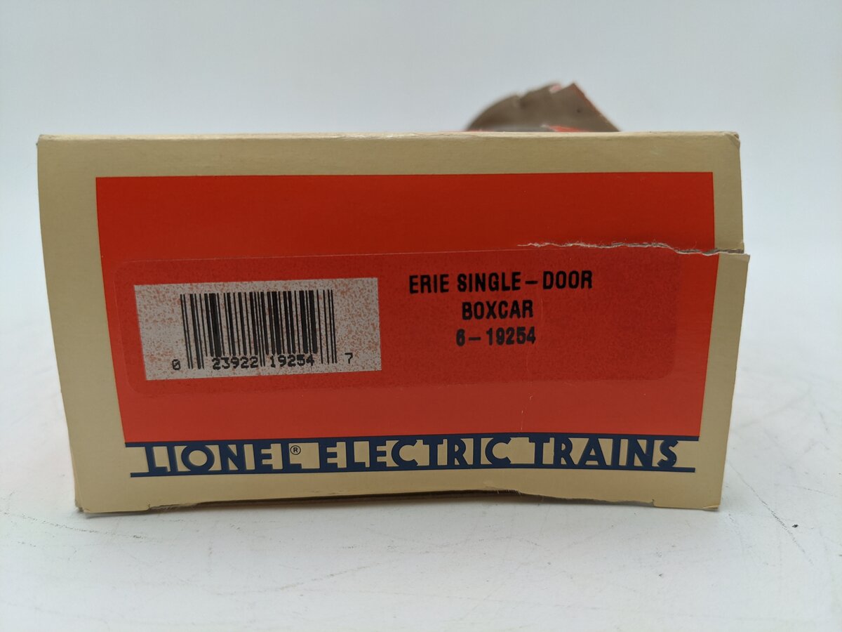 Lionel 6-19254 O Gauge Erie Single Door Boxcar #19254 EX/Box