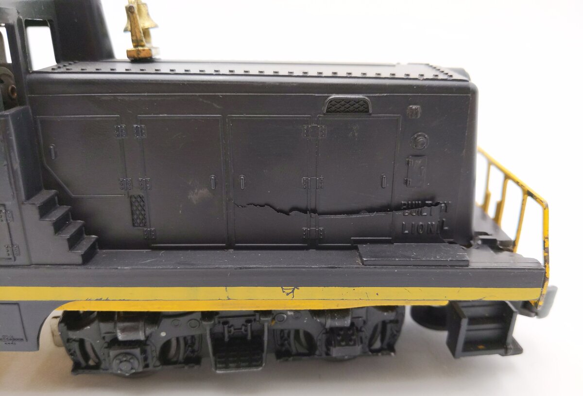 Lionel 628 Vintage O Gauge Northern Pacific 44 Ton Diesel Locomotive