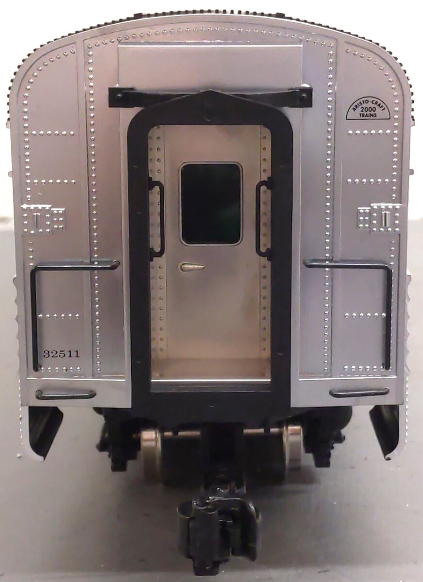 Aristo-Craft 953 G Scale Streamlined Southern Passenger Car (Metal Wheels) LN