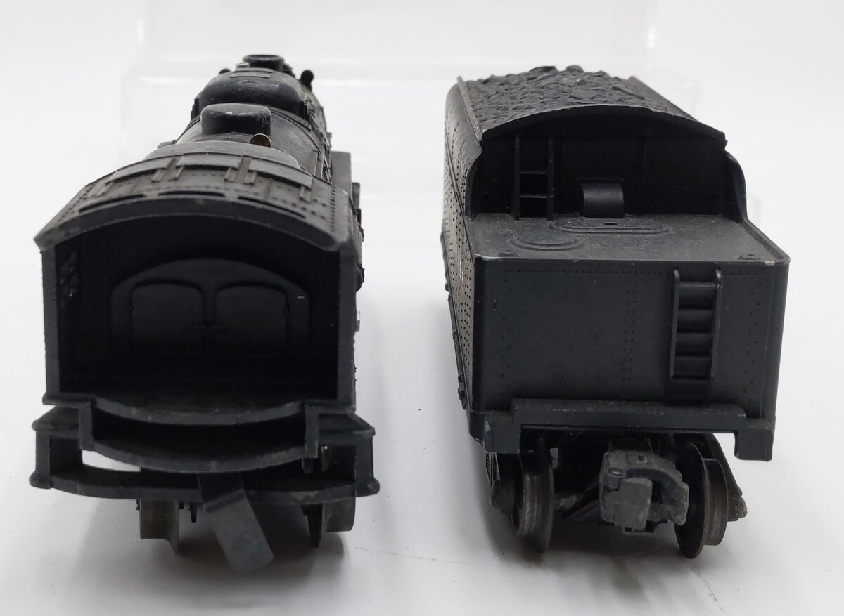 Lionel 2036 Vintage O 2-6-4 Steam Locomotive and 6466W Tender VG