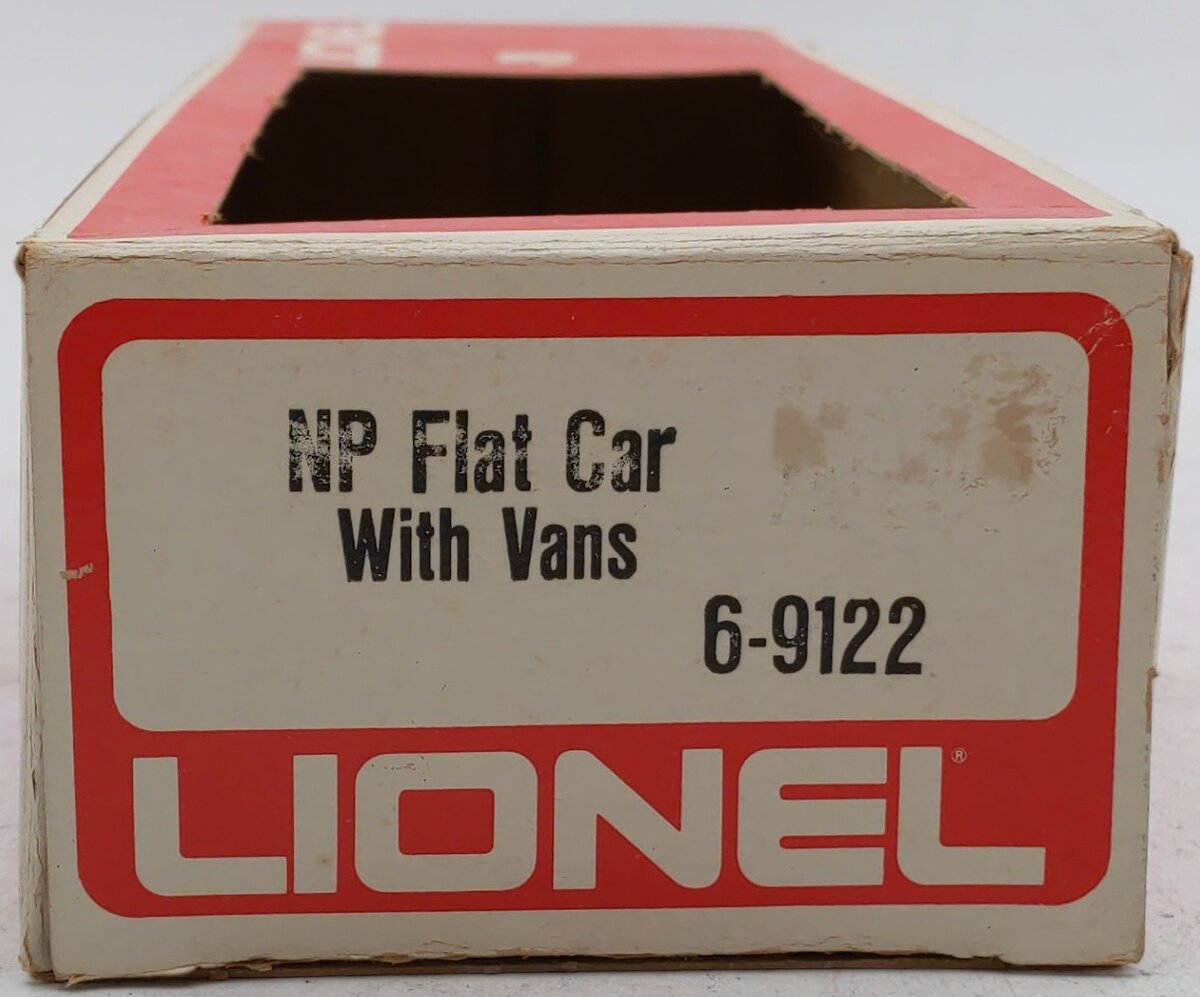 Lionel 6-9122 O Gauge Northern Pacific Flatcar w/Vans EX/Box