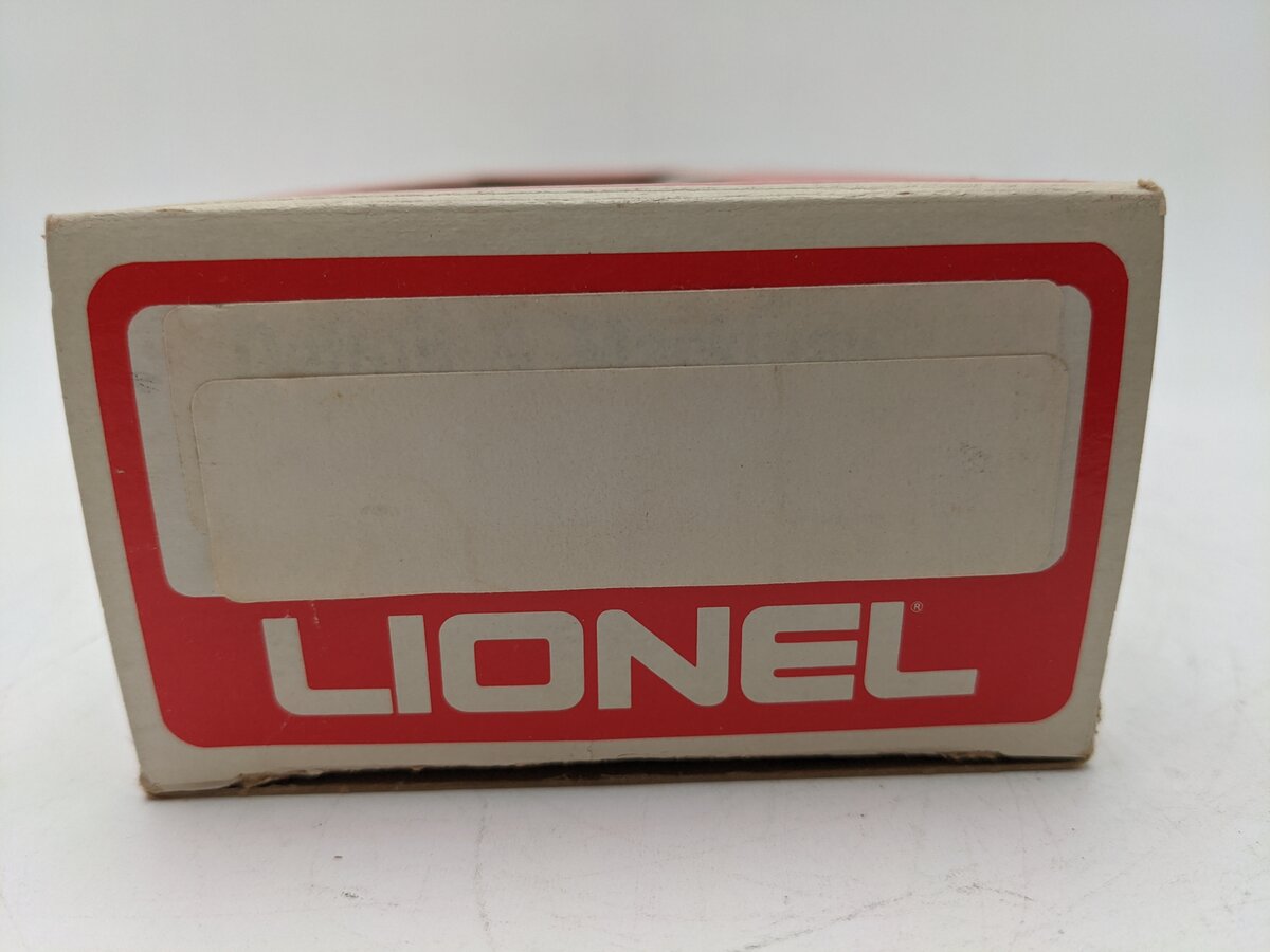 Lionel 6-9374 O Gauge Reading 4-Bay Covered Hopper EX/Box