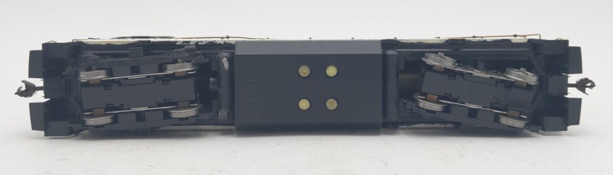 HO Scale NYC Diesel Locomotive #2881 - Custom