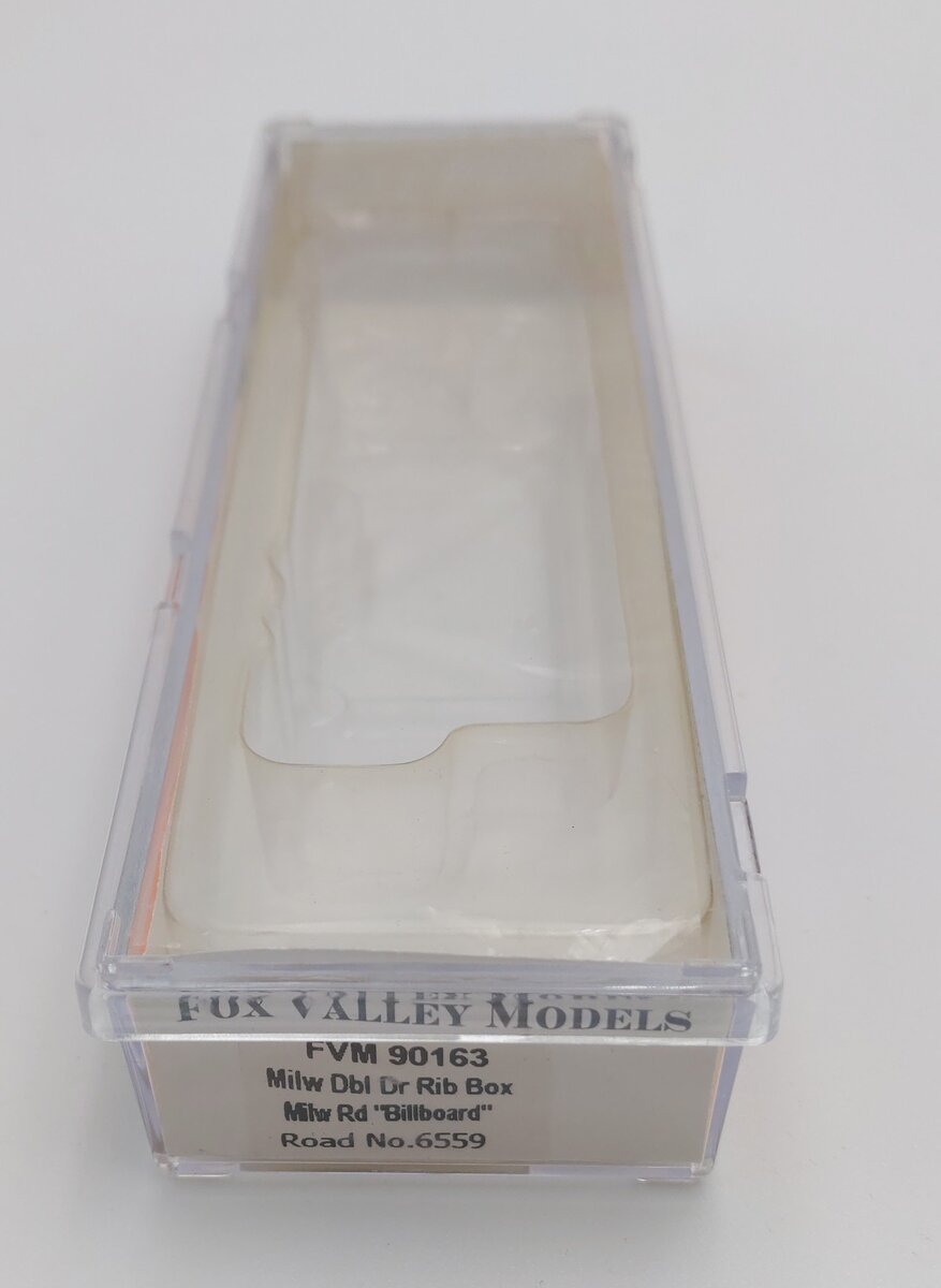Fox Valley Models 90163 N 40' Milwaukee Double Door Rib-Sided Boxcar #6559 EX/Box