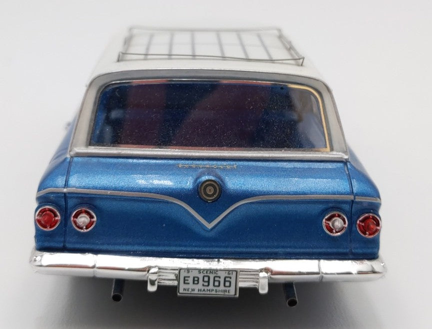 NEO 46966 1:43 Scale Die-Cast 1961 Chevrolet Nomad Station Wagon EX