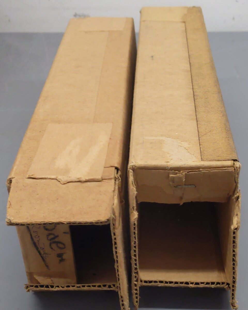 AMT Vintage O Gauge NYC Aluminum Smooth Roof Passenger Cars #3160 (2) VG/Box
