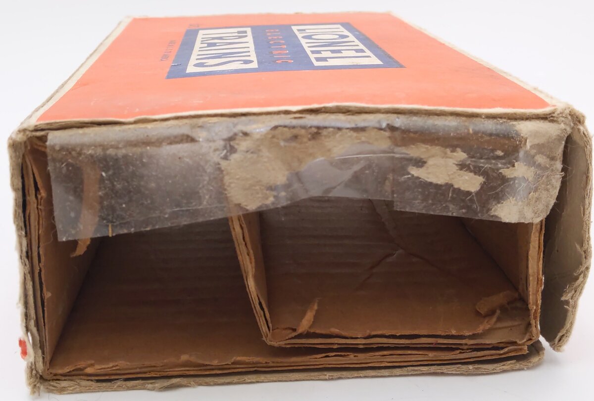 Lionel 3472 O Vintage Operating Milk Car with Platform/Box