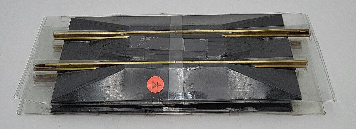 Aristo-Craft 11090 Reversing System Rerailer Track Set - No Bumpers EX