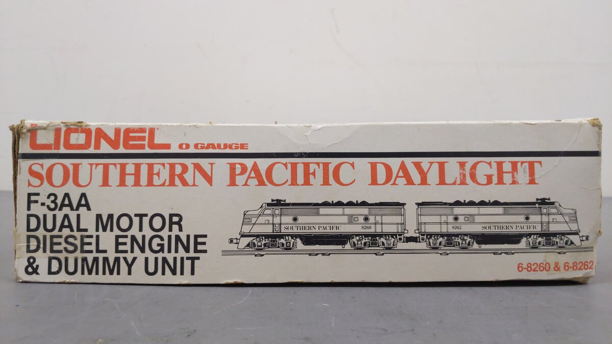 Lionel 6-8260 O Gauge Southern Pacific F3 AA Diesel Locomotive Set #8260/8262 VG/Box