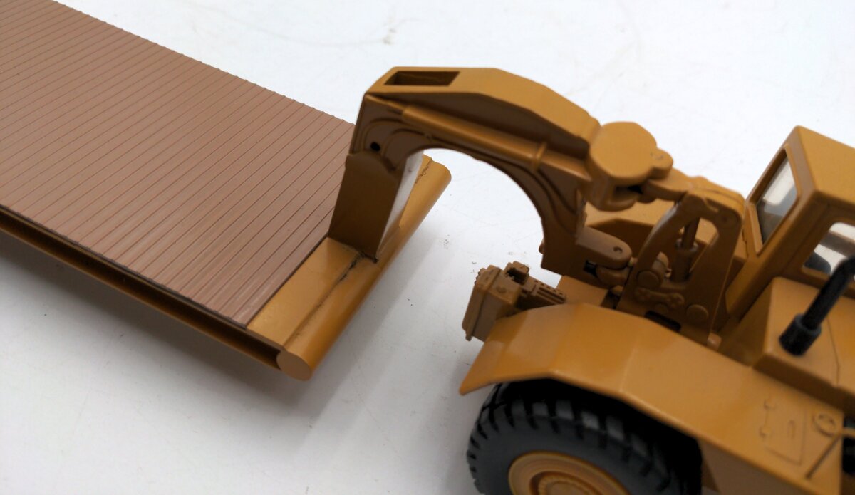 Sword Models 631E CAT Wheel Tractor w/ Added Lowboy Trailer VG