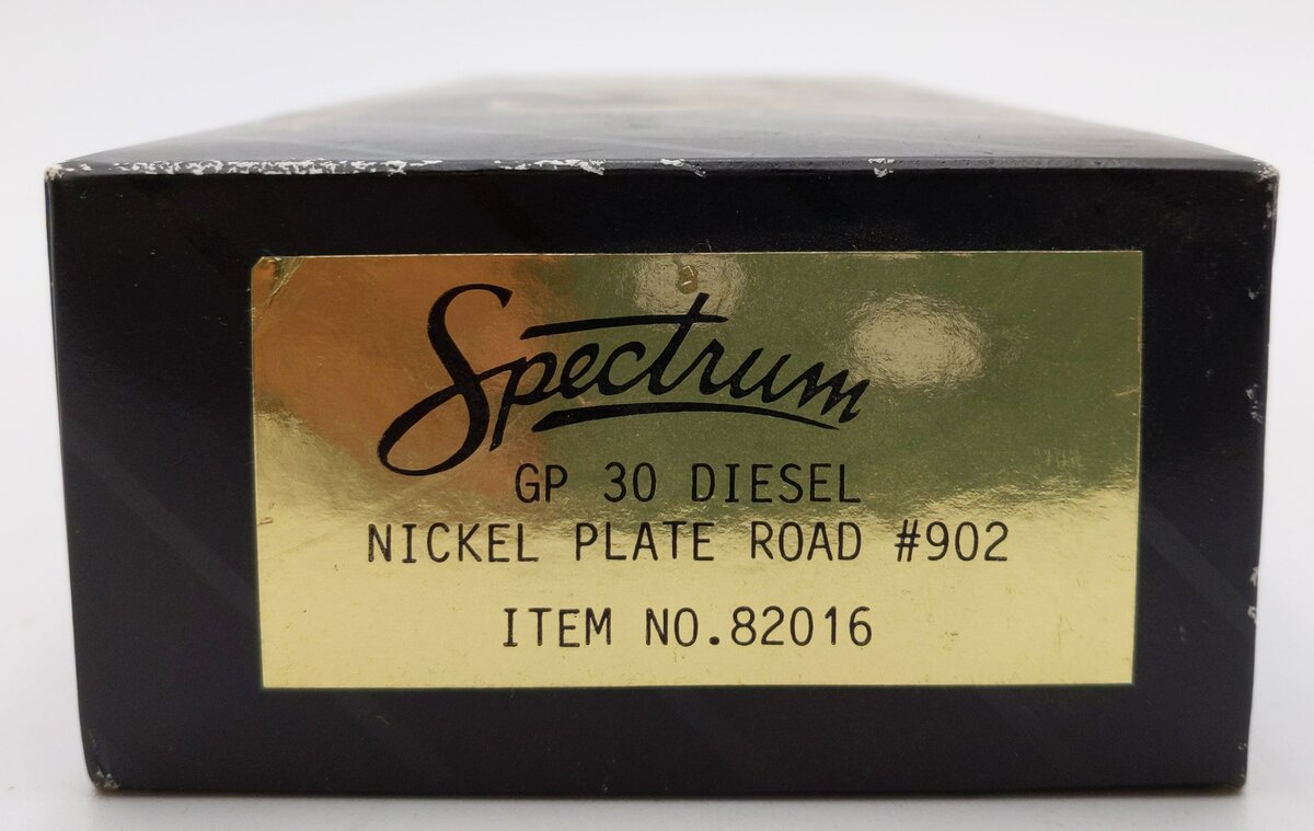 Spectrum 82016 HO Scale Nickel Plate Road GP-30 Diesel Locomotive #902 EX/Box
