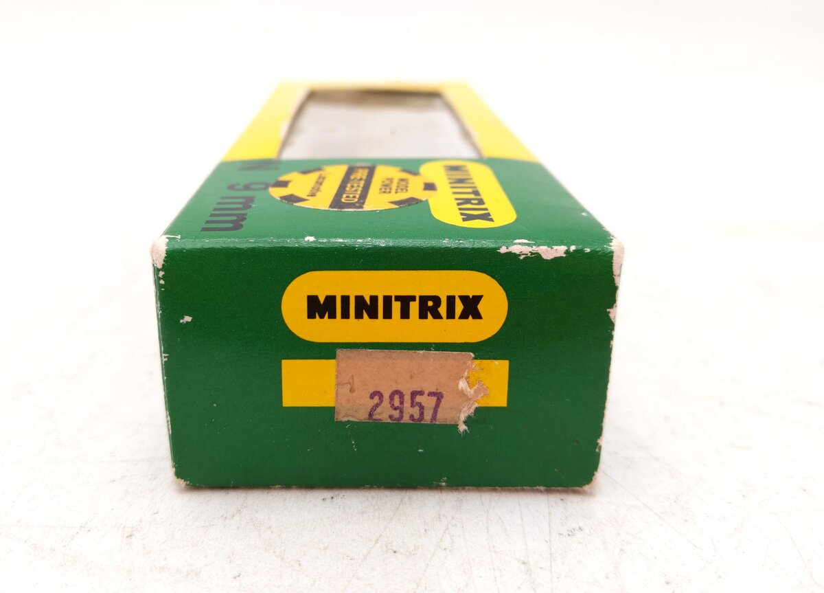 Minitrix 2957 N Scale Santa Fe Diesel Locomotive #510 LN/Box